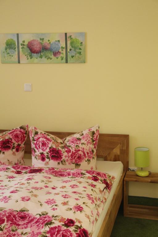 Gasthaus Forelle Thale Room photo